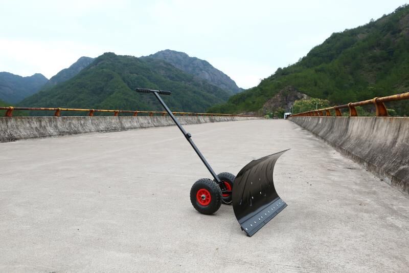 新款双轮推雪铲 加厚推雪板除雪机单把小型铲雪器除雪器推雪锹