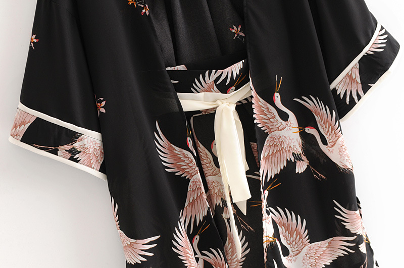 l-14-5642 2018夏季新款复古风女装仙鹤印花系带加长开衫外套