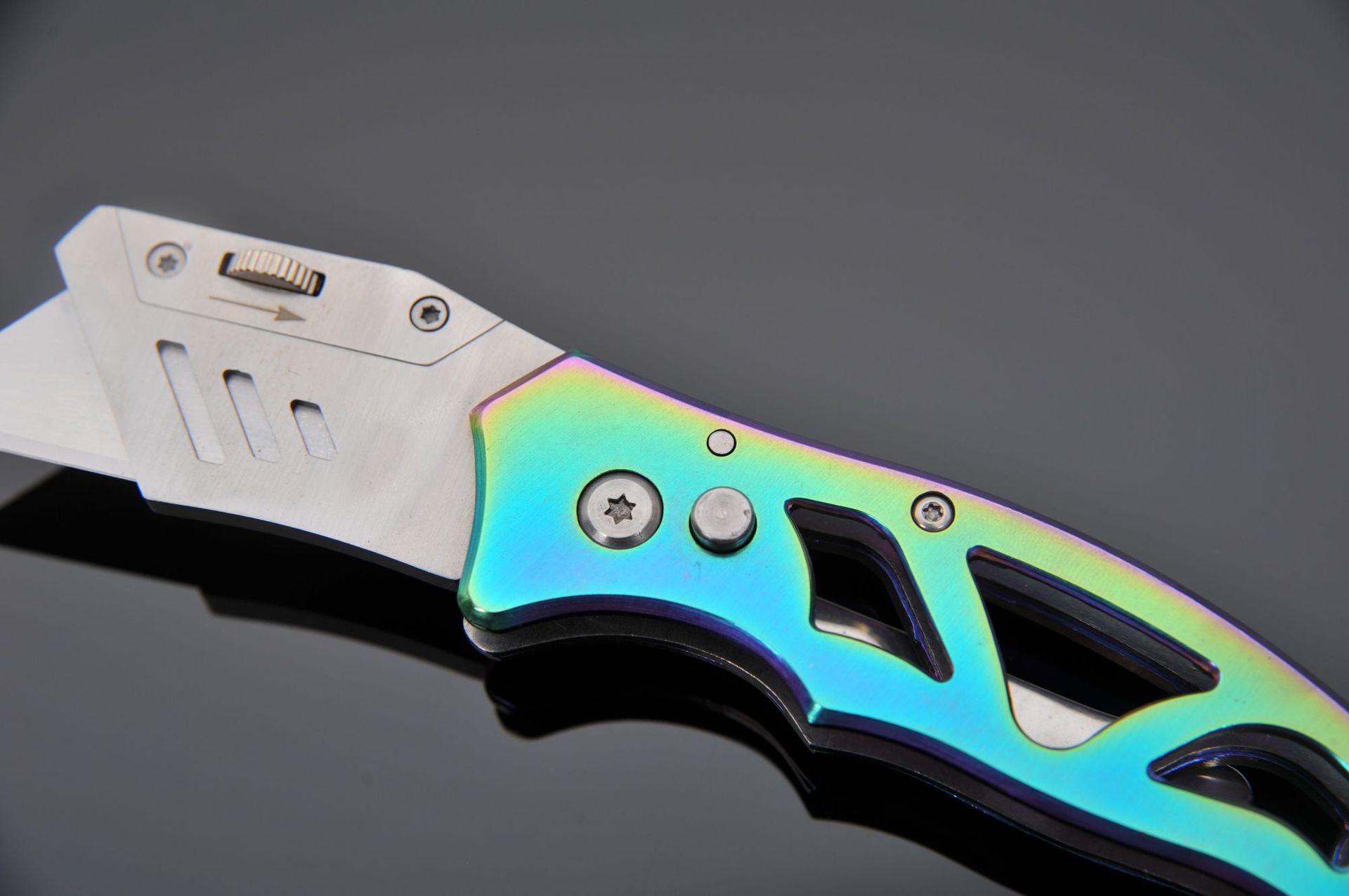 源头厂家大号五连发美工刀壁纸刀5连发自锁18mm介刀裁纸刀美工刀