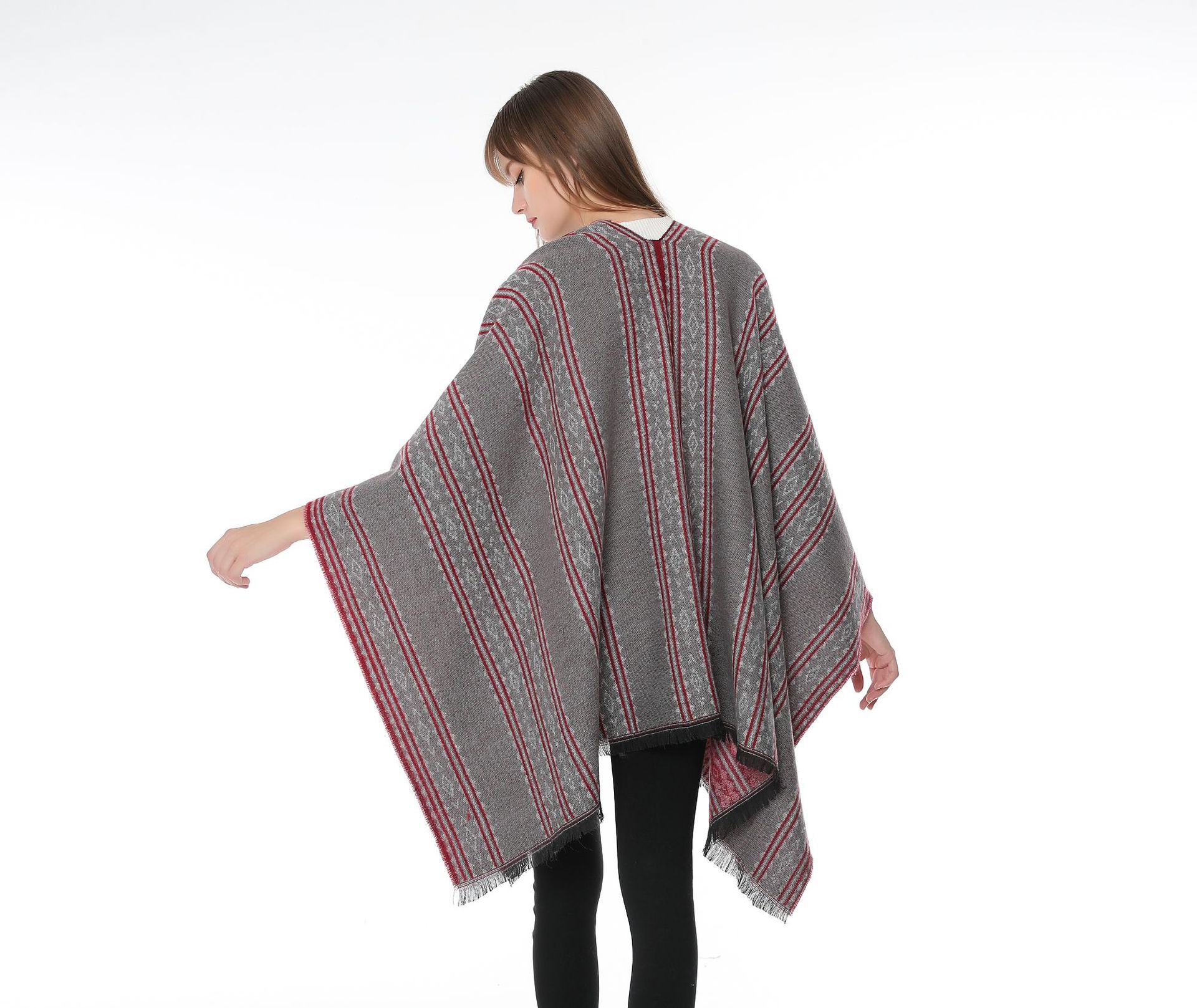 仿羊绒大开叉男女可用披肩围巾欧美保暖斗篷披风外套空调毯批发