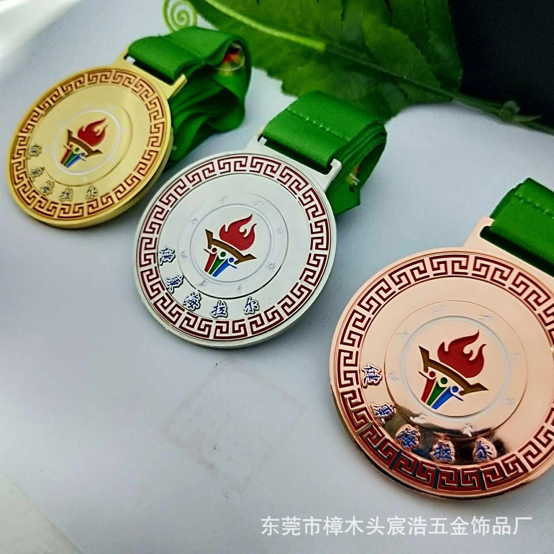 厂家直销金属烤漆马拉松完赛纪念奖牌活动纪念金银铜奖牌定制批发