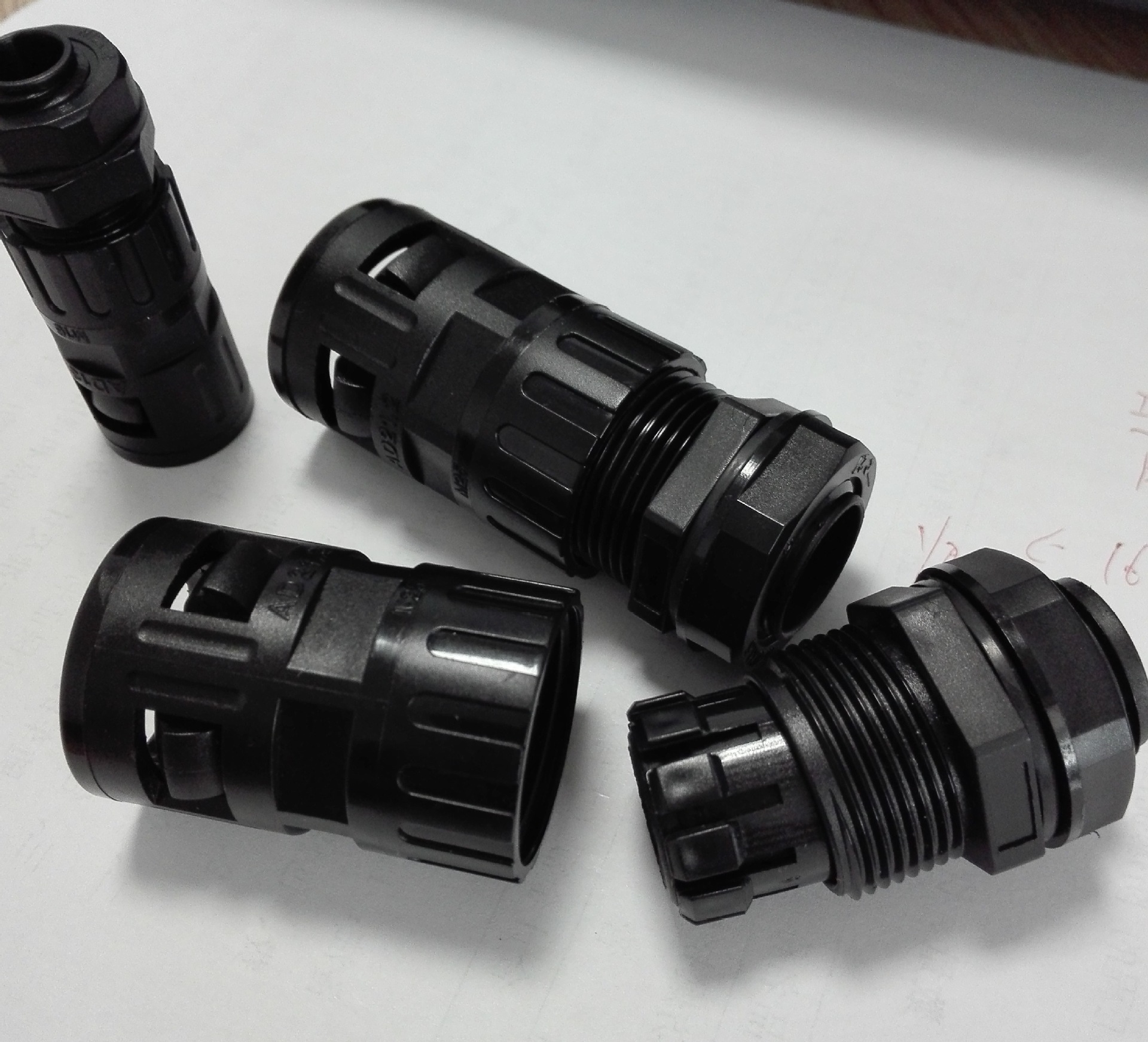 厂家现货电缆波纹管双用接头 带锁紧防水wqgz 线缆软管接头rqgz