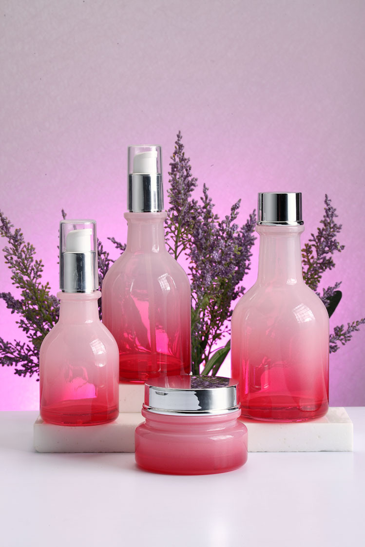 玻璃瓶-高档粉红色渐变化妆品套装系列,乳液瓶,膏霜瓶,银瓶盖