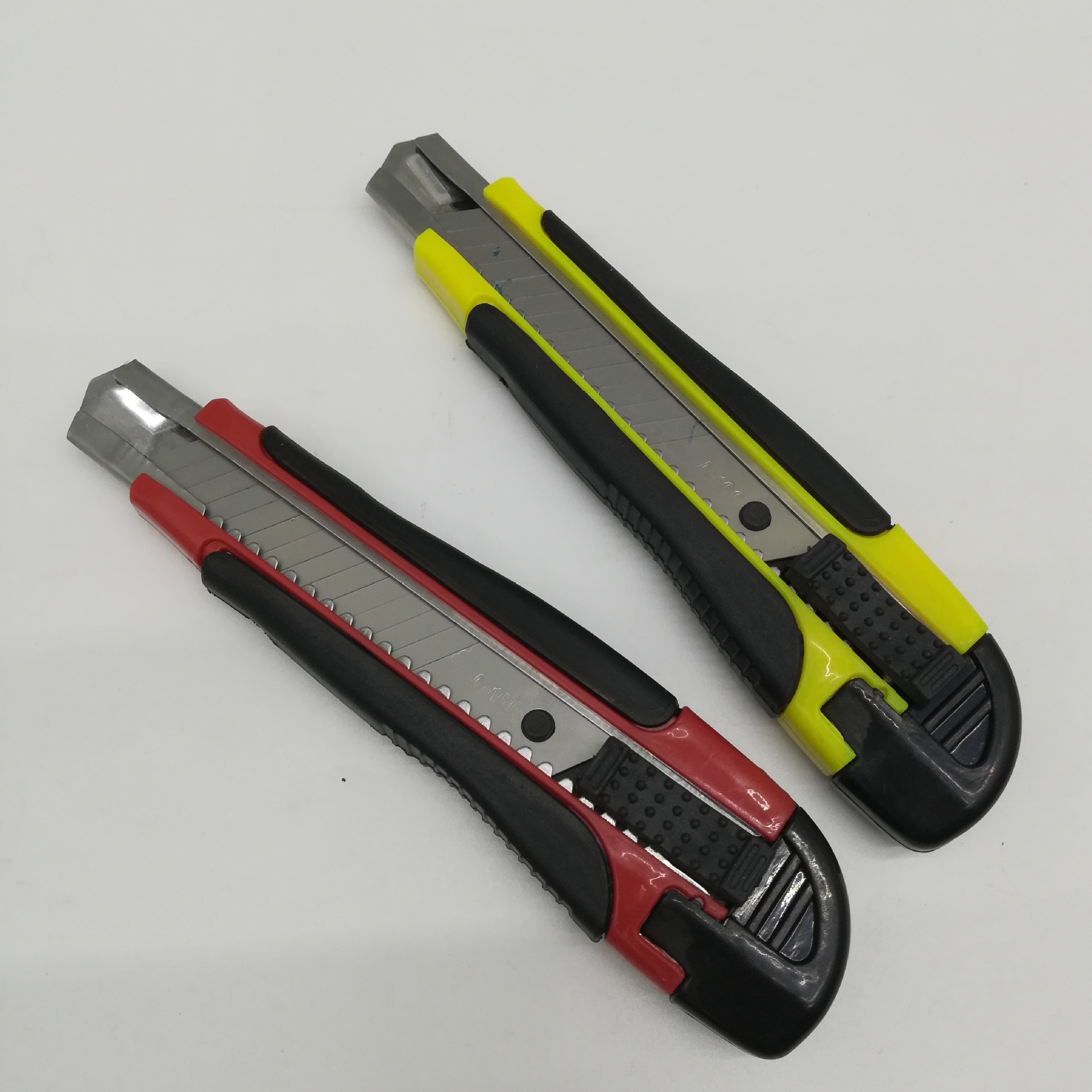 286大号不锈钢美工刀纸箱戒刀办公用具五金工具批发2元货源热销款