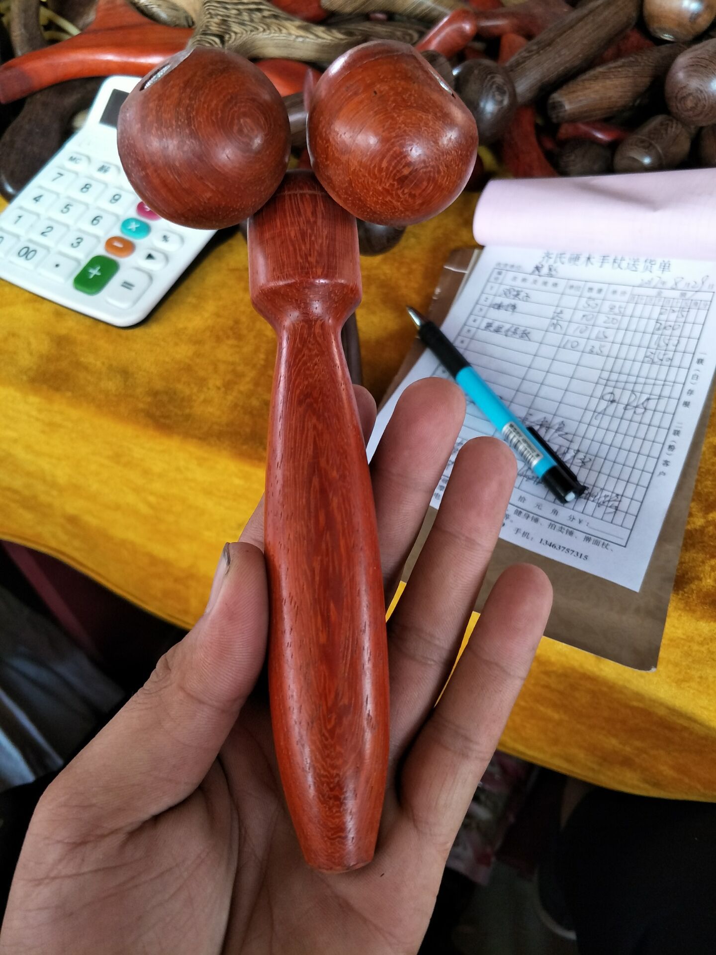 鸡翅木全身滚动按摩器 双轮滚轮式保健按摩器 木制滚轮按摩棒厂家