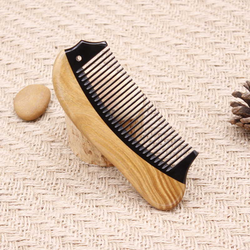 现货直发玉檀木牛角梳可爱鱼型拼接刻字美发梳子按摩梳防静电木梳