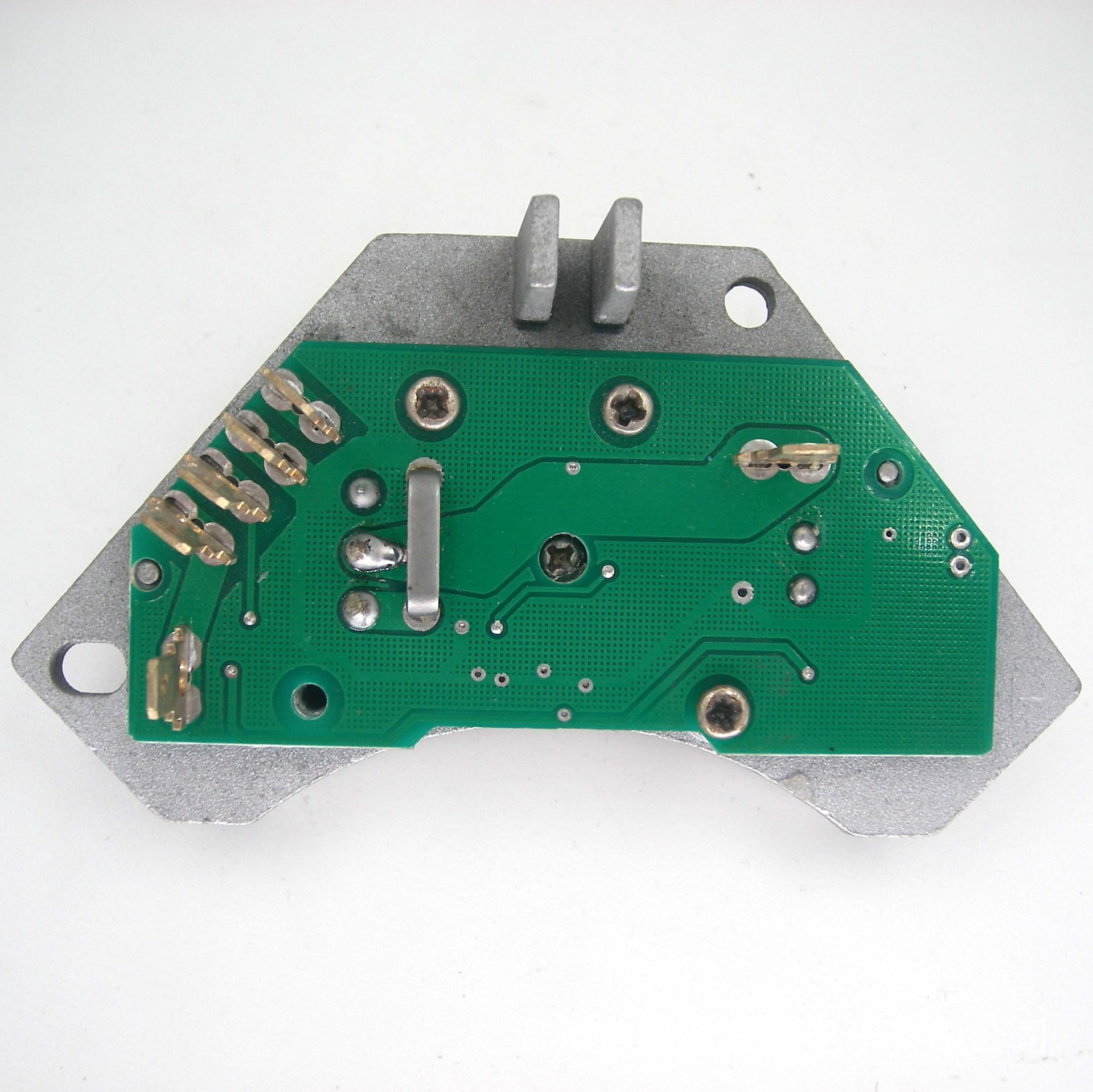 适用标致雪铁龙汽车空调鼓风机电阻调速电阻调速模块zq92292980