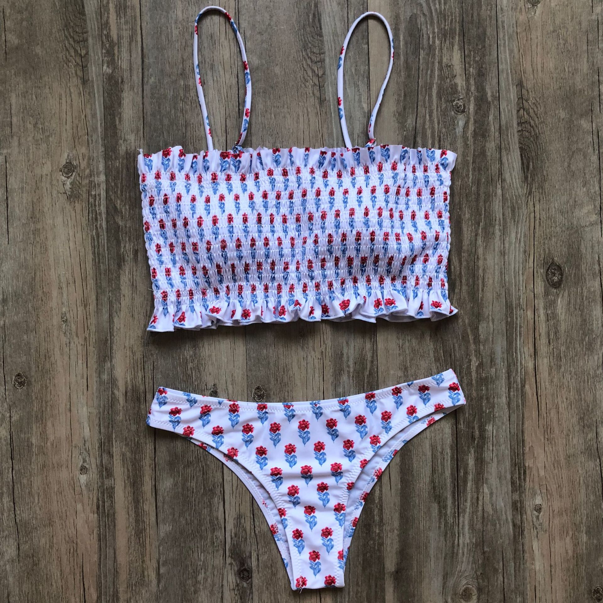 女士游泳衣_2018印花褶皱比基尼 性感抹胸分体女士速卖