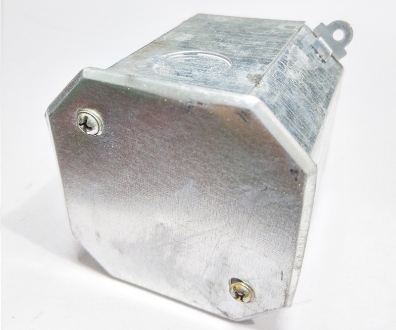 86型金属通底方八角外耳接线盒 焊接镀锌铁预埋开关灯头盒h80 70