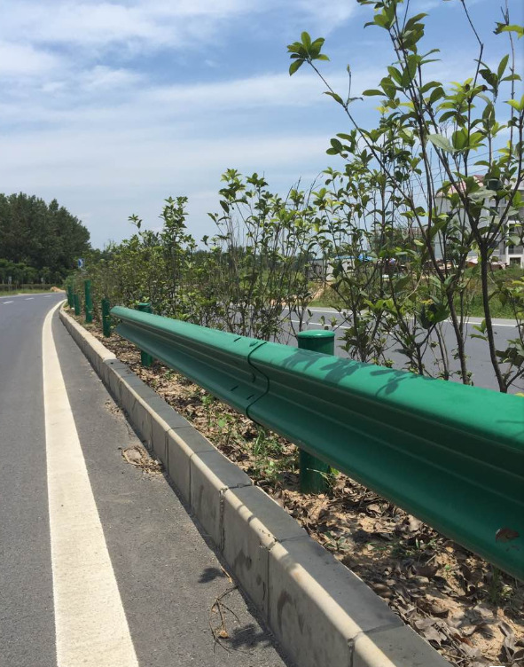 二级公路护栏乡村道路护栏路测护栏现货直销昆明护栏板