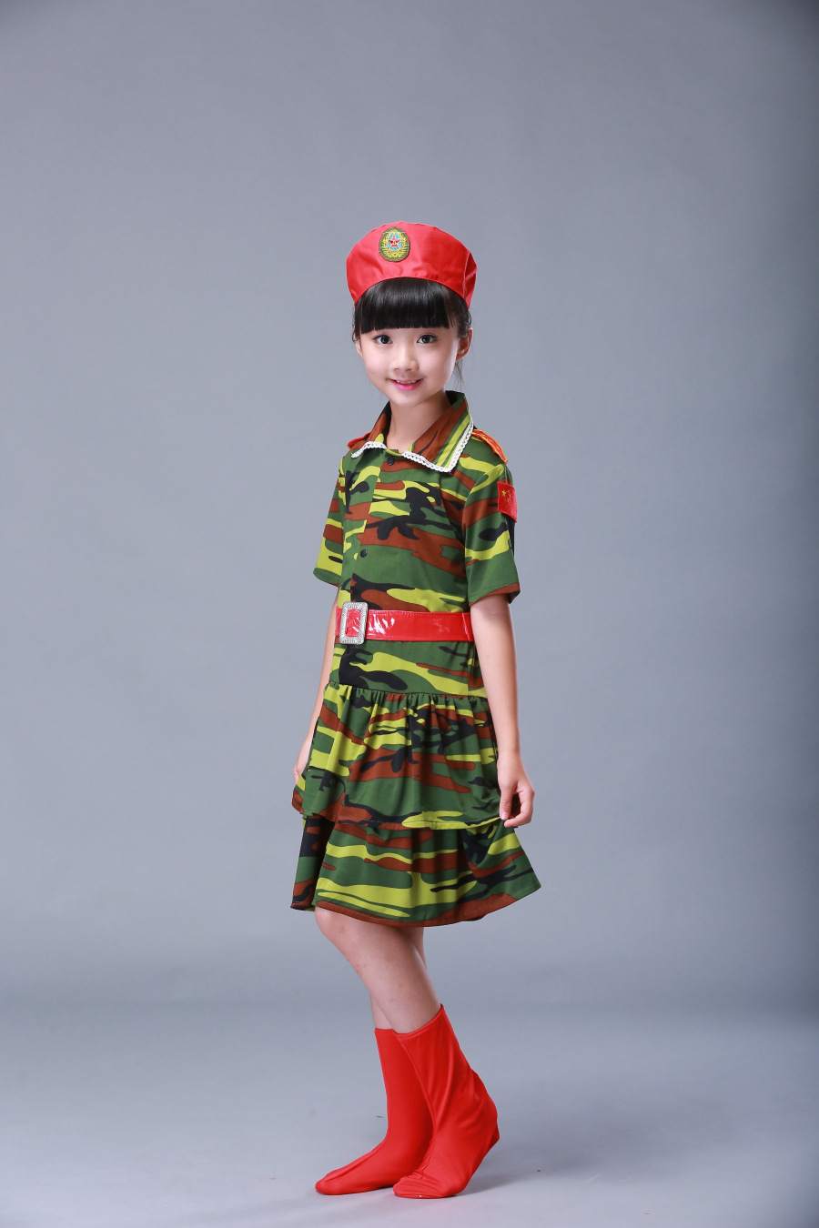 儿童兵娃娃演出服男童女童迷彩裙军服小女兵舞蹈服装少儿军装套