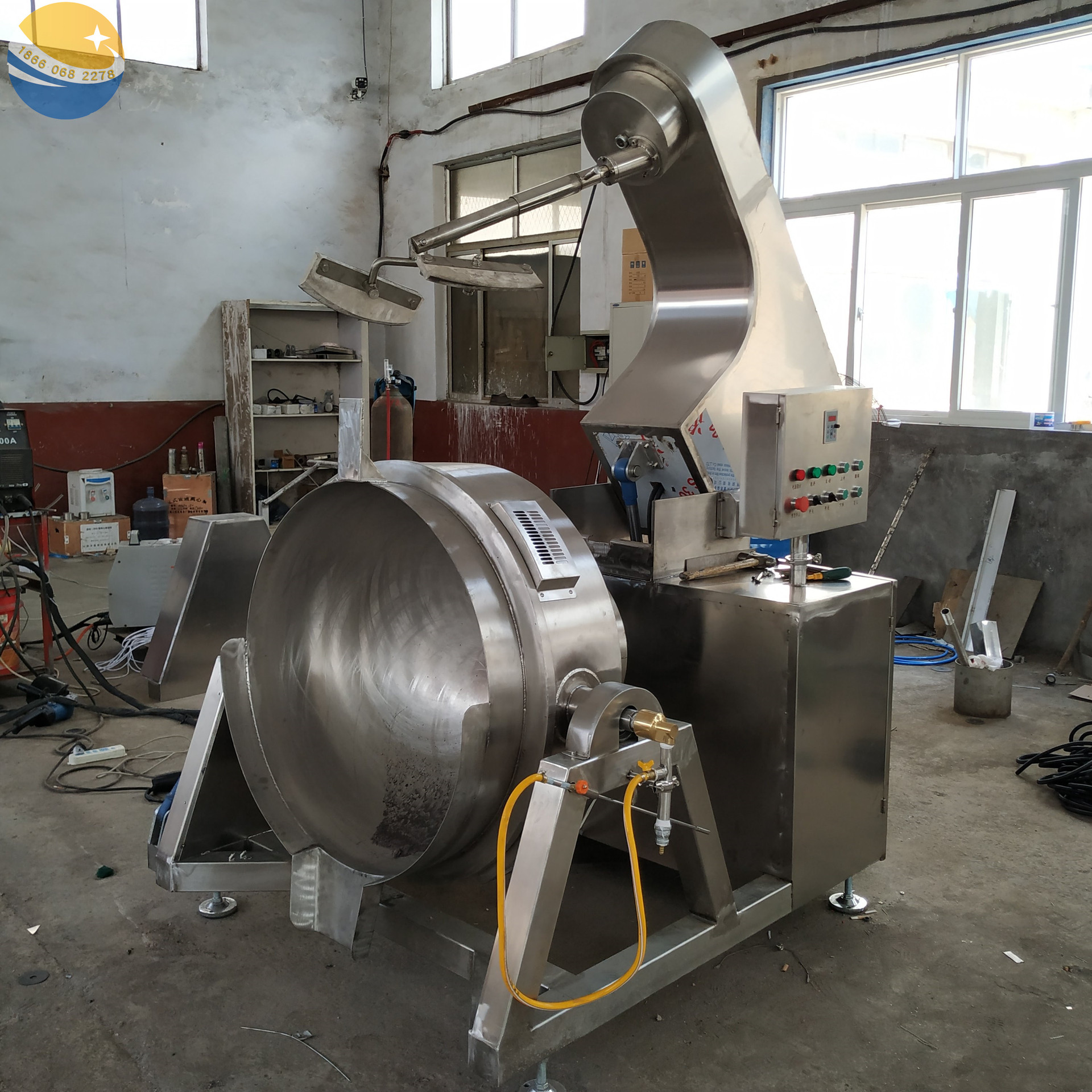 自动炒蛋炒饭机全自动火锅底料炒锅炒料机大型食堂智能炒菜机器