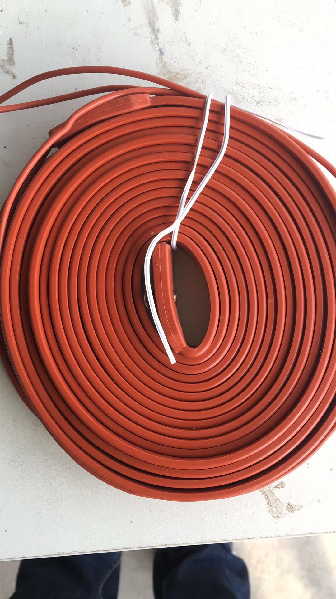 硅橡胶电热带加热带自控温硅胶电加热带管道伴热带防冻电发热带