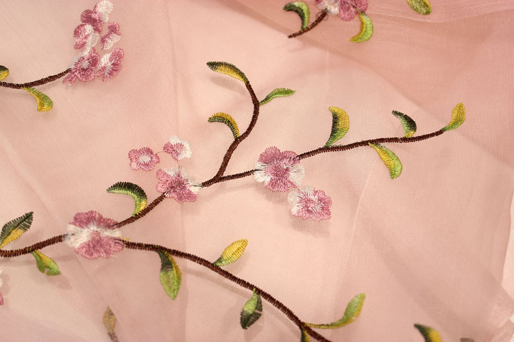 加工方式 绣花 流行元素 渐变色 功能 保暖 遮阳 防晒 装饰 图案 桃花