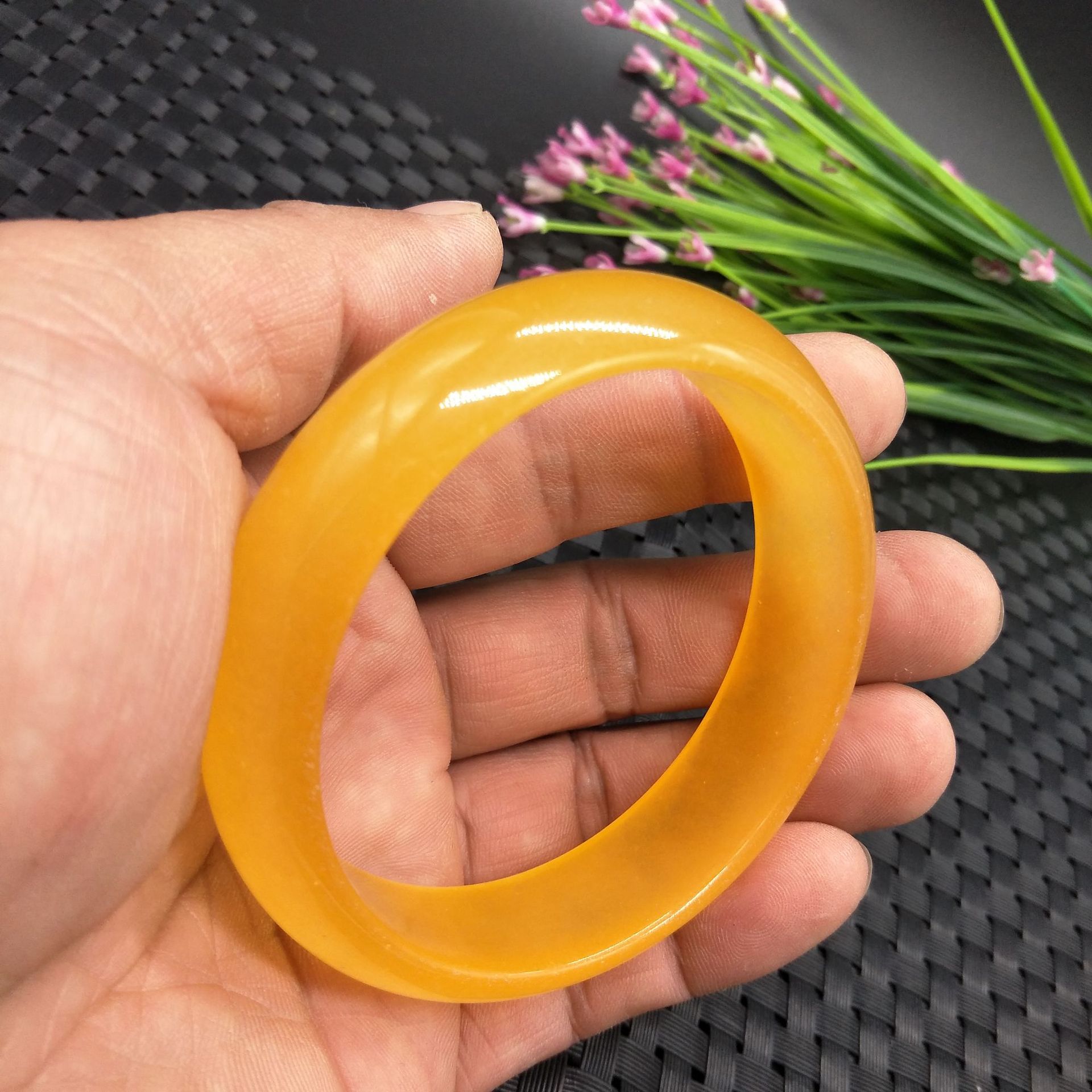 厂家供应珠宝玉器黄龙玉手镯石英岩玉黄色手镯镯子玉镯批发