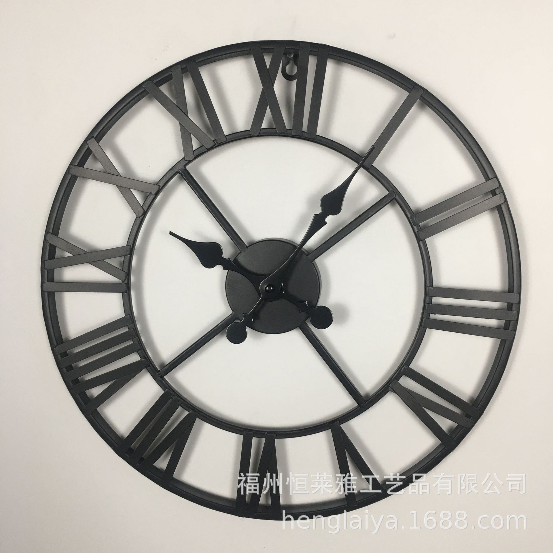 European-Style Creative Living Room Decorative round Retro Wrought Iron Wall Clock Bar Wall Roman Stereo Digital Wall Clock