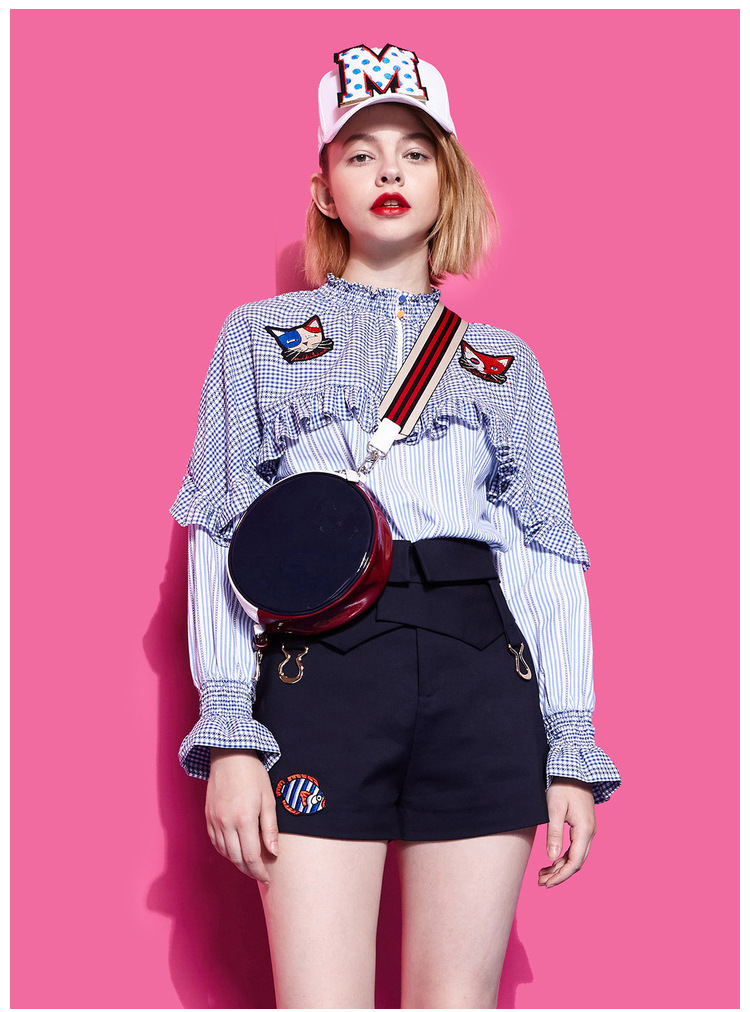 mikibana衬衫女长袖格纹木耳边拼接松紧刺绣衬衣2018春装新款82b