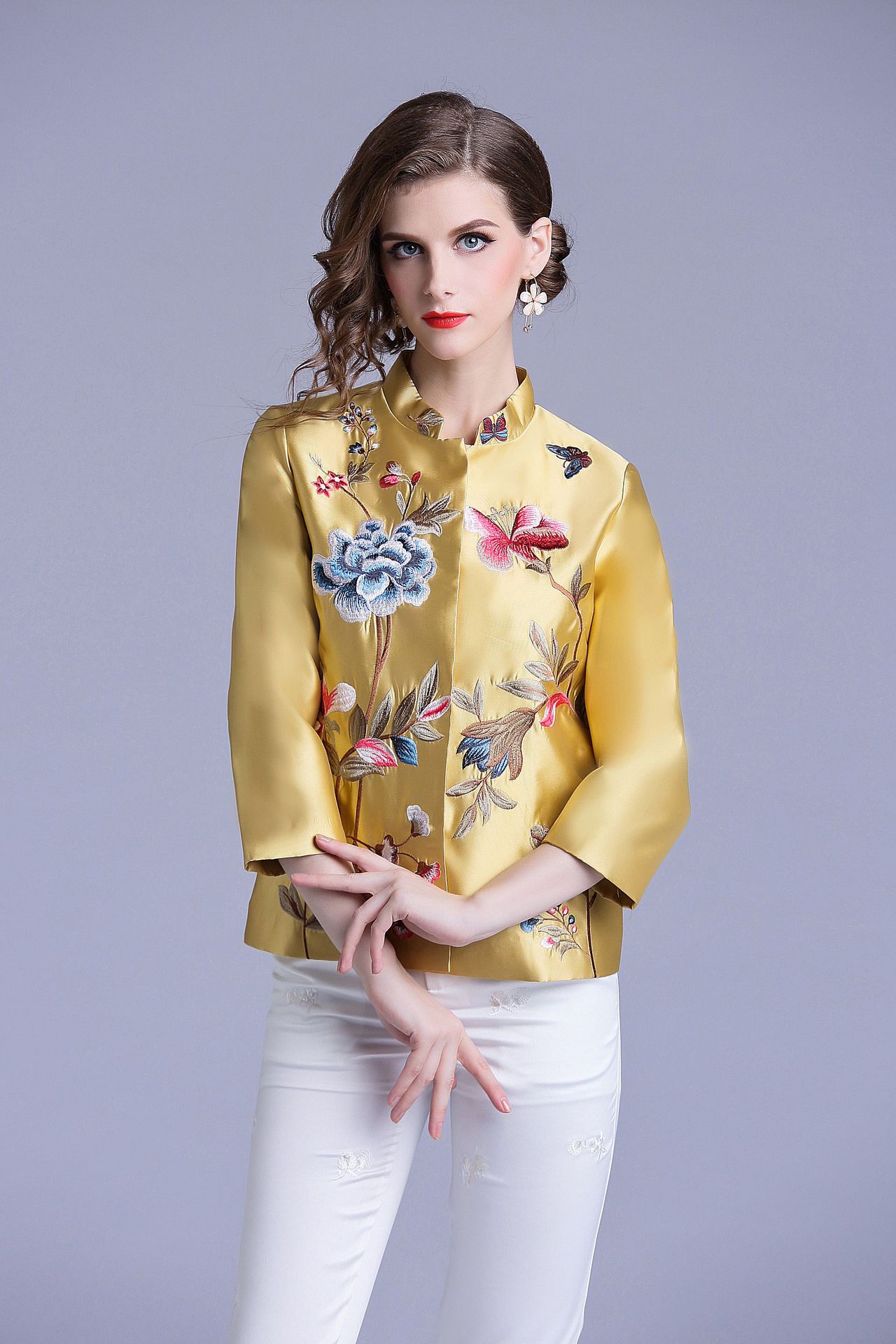 2018秋季改良中国风蝶恋花刺绣少女旗袍上衣日常复古气质唐装外套