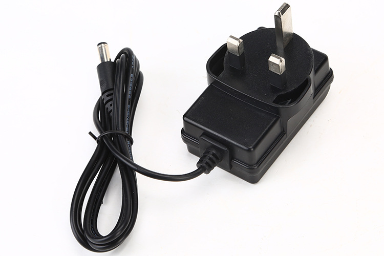 供应18w ip20 英标插脚3v-24v 小家电电源适配器厂家直销