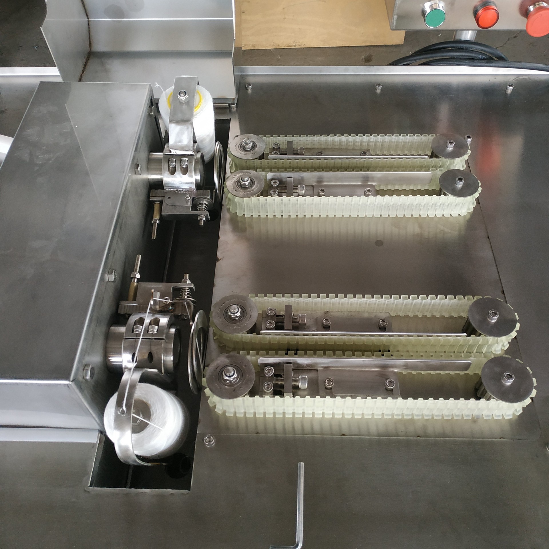 全自动香肠扎线机 单条扎线机 灌肠机配套扎线设备 厂家供应