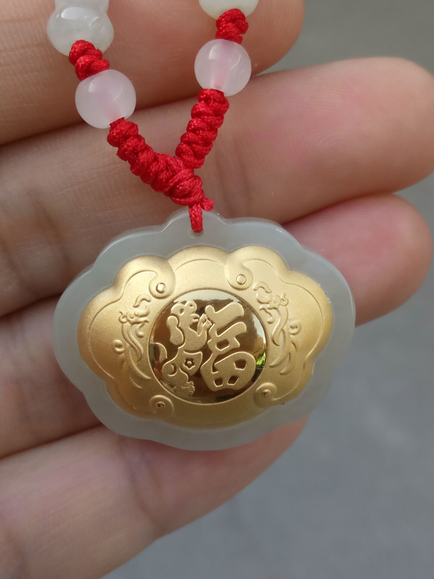 金镶玉狗年长命锁 十二生肖本命年3/4d和田玉镶金宝宝锁吊坠