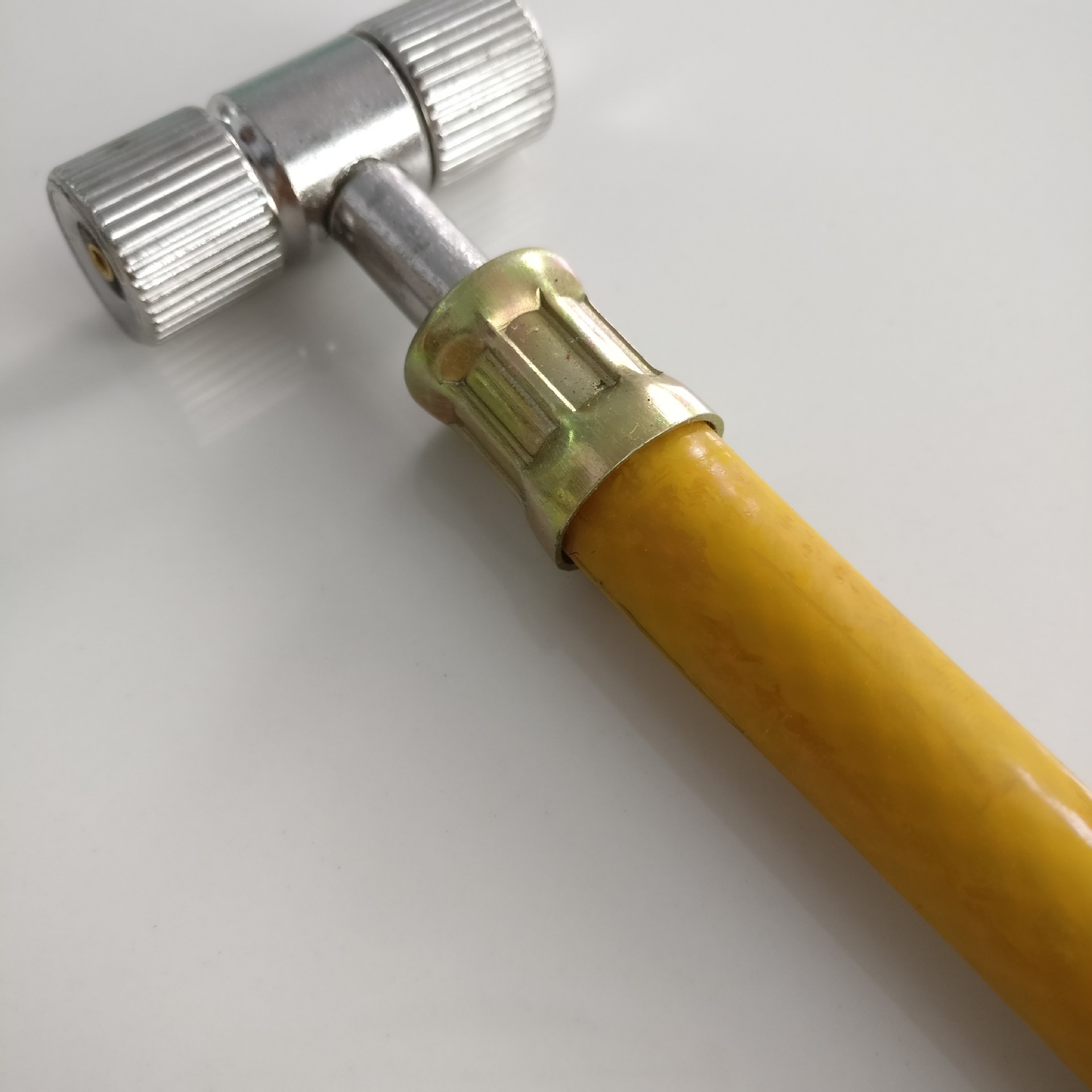 汽车多用打气嘴接头自行车轮胎两用快速充气嘴黄软管电动车充气嘴