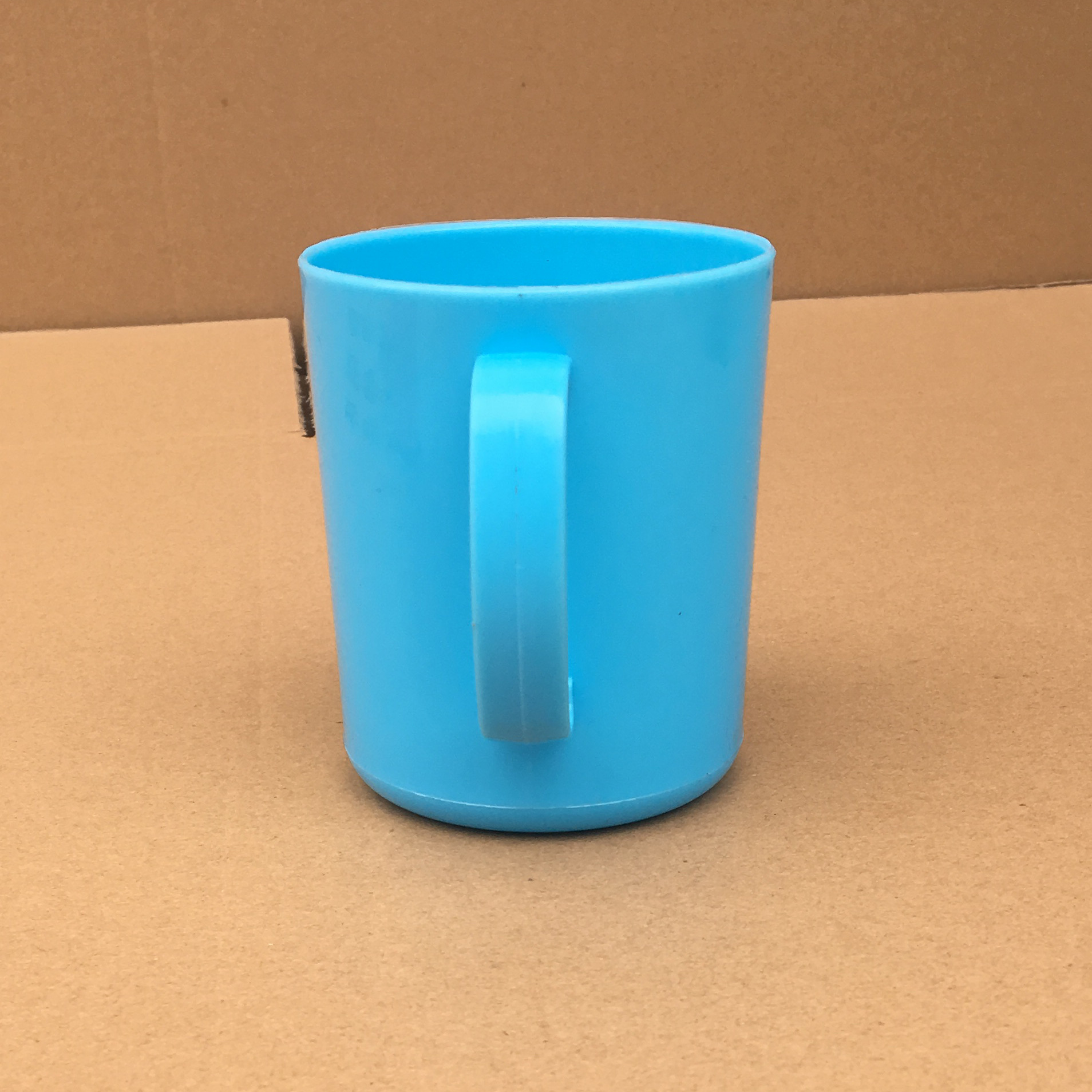 医院单位pp塑料带手柄水杯 可定制logo的塑料广告杯 350ml漱口杯