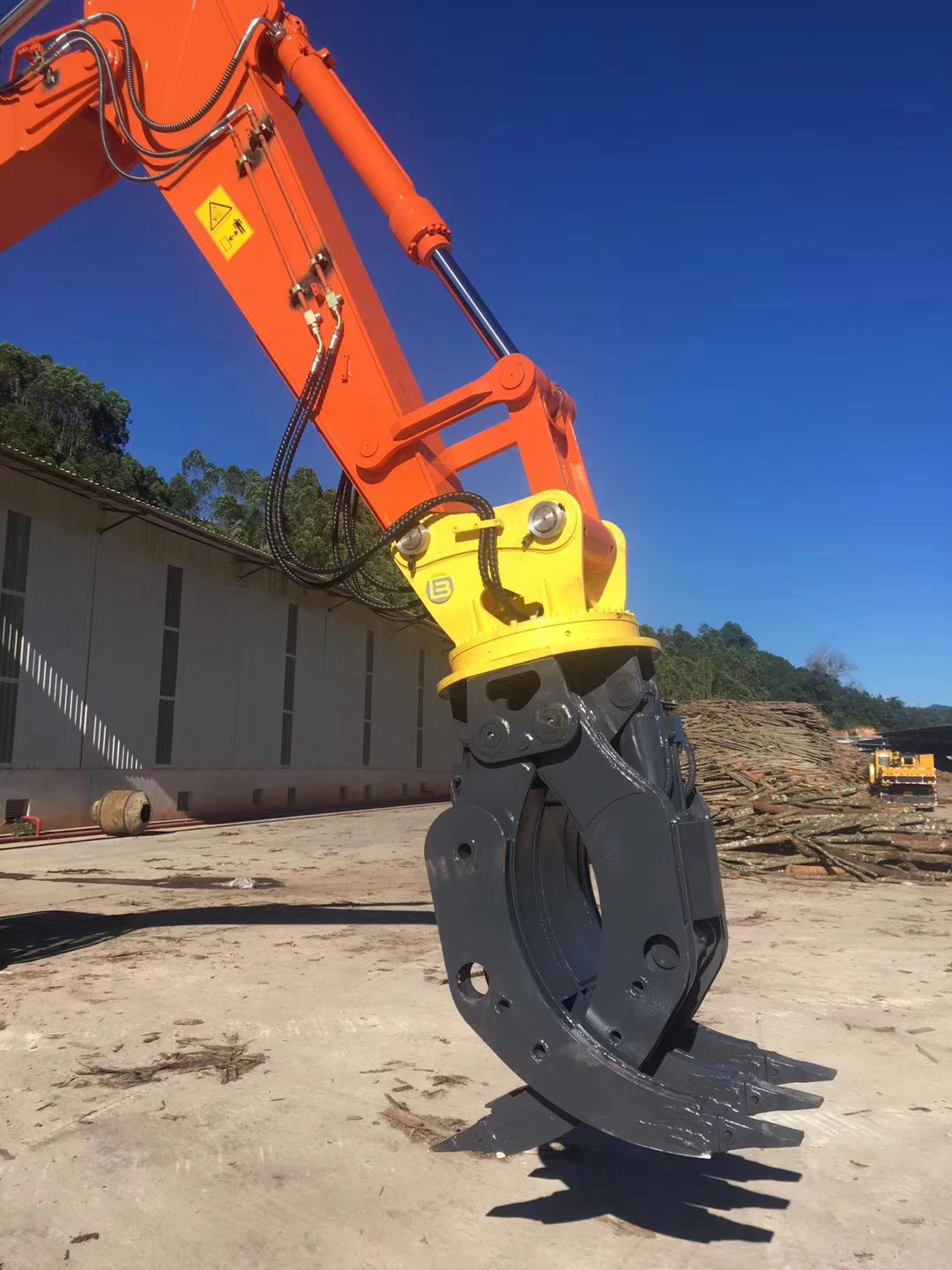 现货供应液压旋转抓木器挖机抓钢器进口马达直销日立夹木器