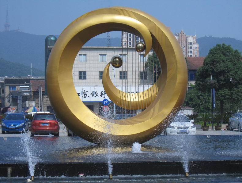 不锈钢圆环景观喷泉雕塑