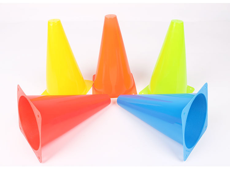 23cm足球训练标志桶 雪糕筒 锥型桶儿童校园篮球体能训练器障碍桶