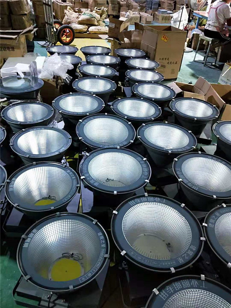 亚明照明led大功率塔吊灯投光灯户外桥梁投射灯防水灯泛光灯600w