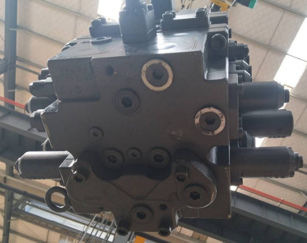 三一365h挖掘机多路阀川崎多路阀