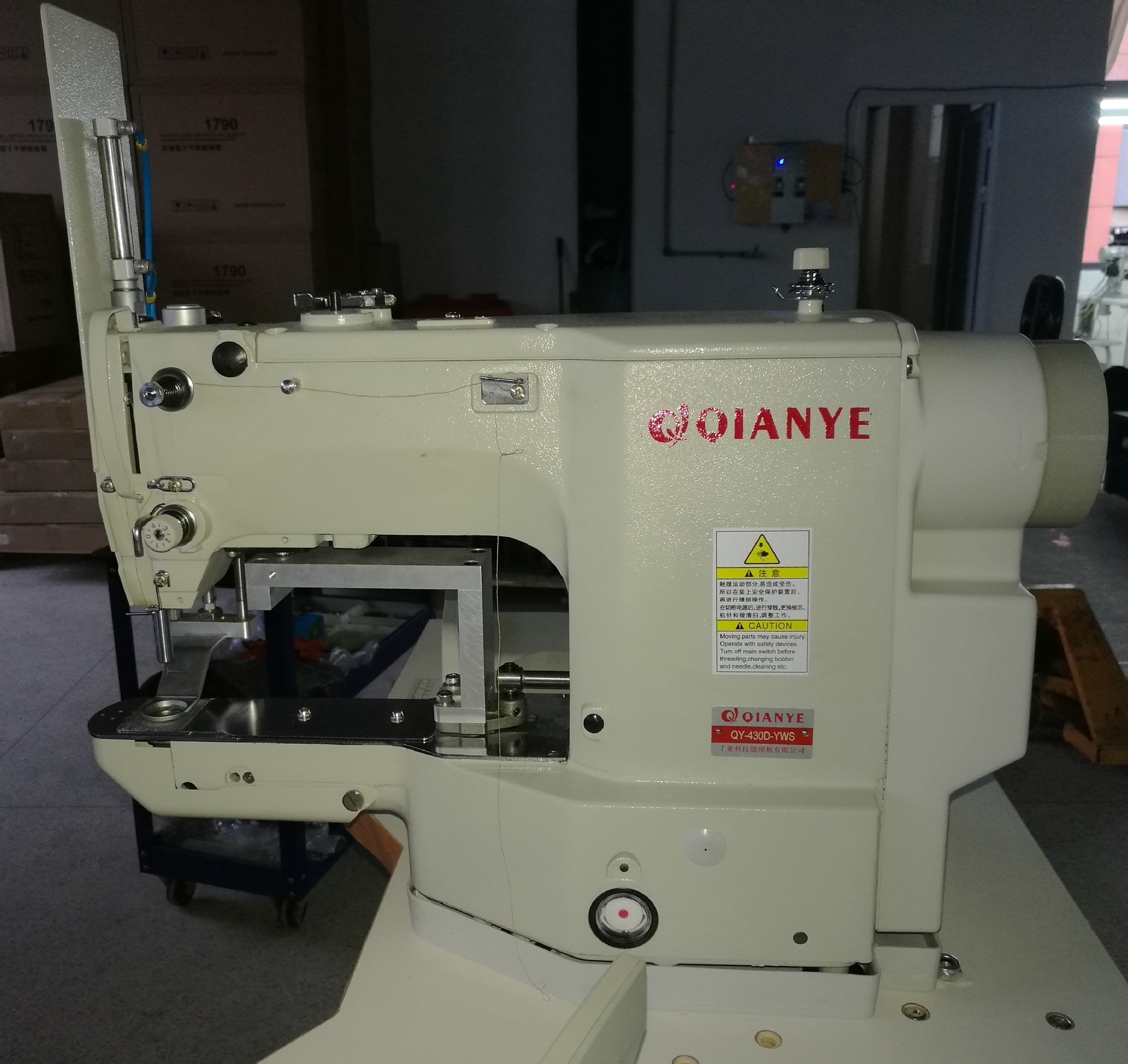 抱枕机 靠枕圆孔套结机 座垫打圆花样机 千业定点枕头机厂家直销