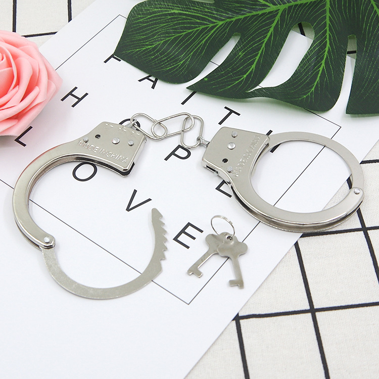 整人手铐 儿童玩具手铐 万圣节手铐 儿童演出魔术道具 魔术玩具