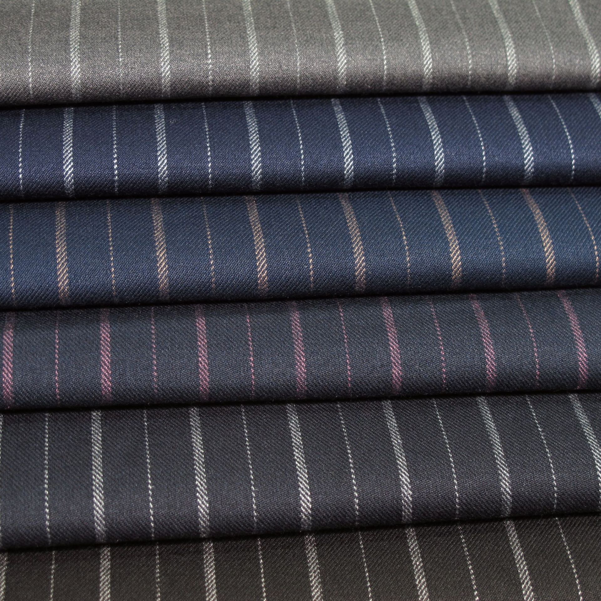 厂家直销 春秋款 外套西服粗细条纹 经典条纹面料