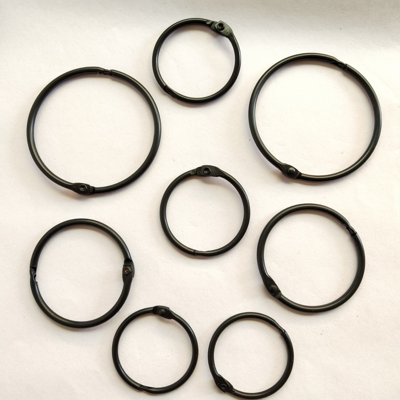 现货批发箱包手袋五金配件饰品diy弹簧卡圈书环扣文件夹金属圆圈