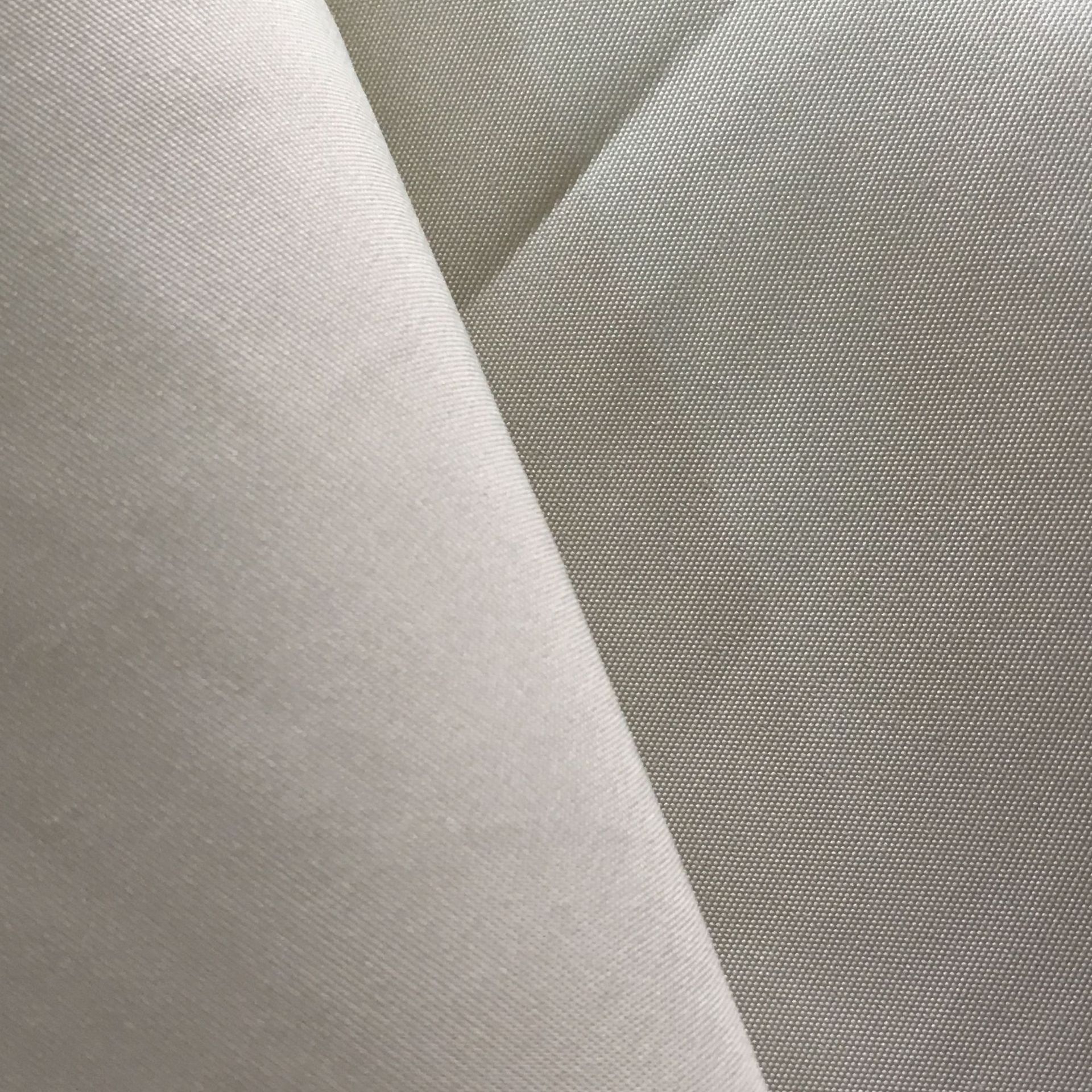 厂家直销特密tc棉涤棉纺箱包手袋柔软面料书包服装环保布料不过胶