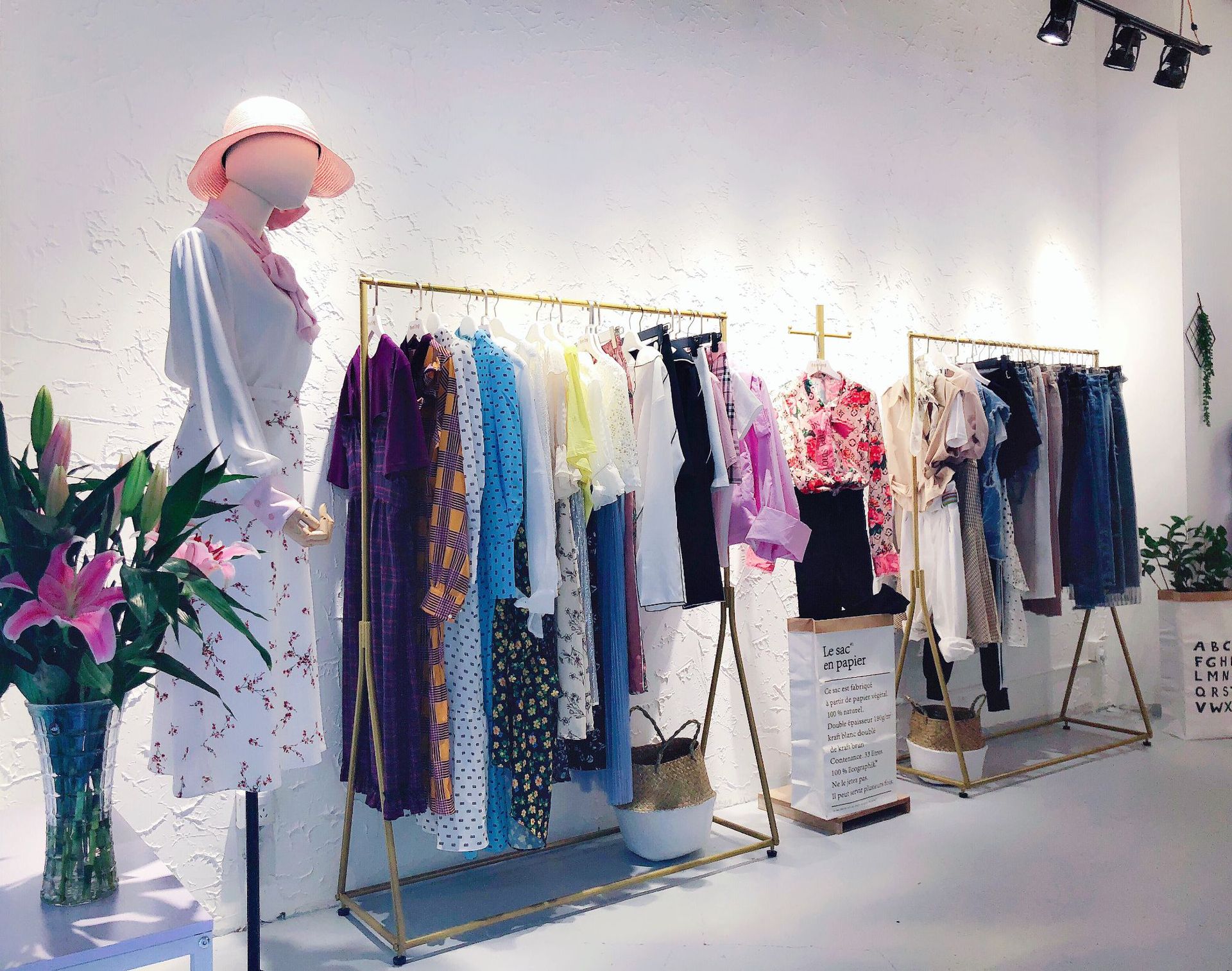 创意金色服装架衣服展示架陈列架落地式女装店衣架服装店货架架子