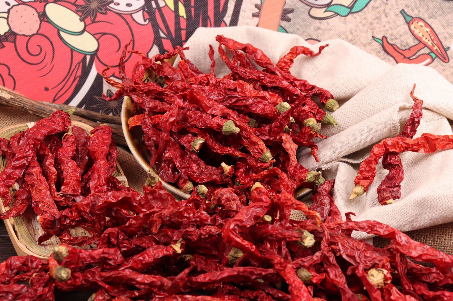 新疆辣皮子干辣椒二荆条线椒提香辣椒粉秦椒纵椒调料产地批发500g