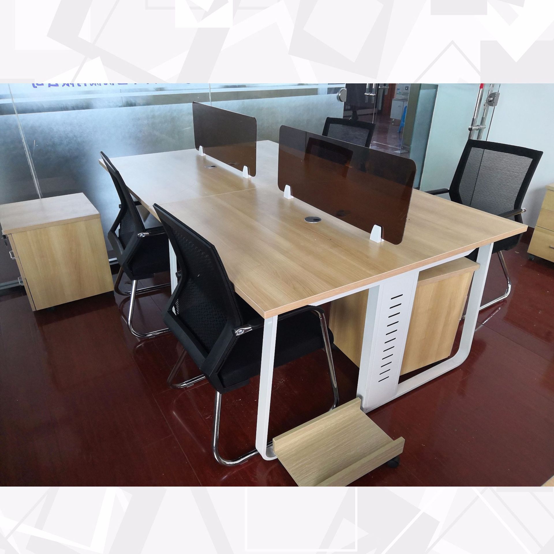 常州直销现代员工位职员办工作桌办公室员工卡位屏风办公桌简约