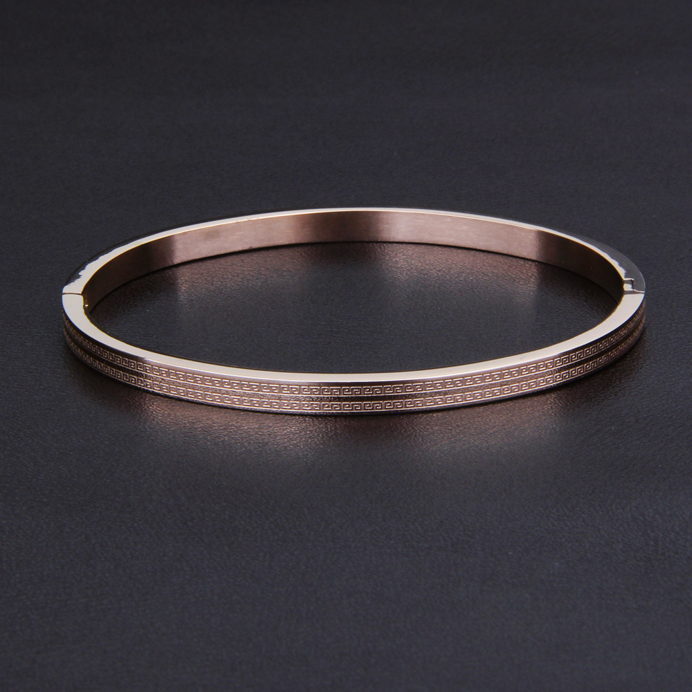 欧韩潮流范钛钢细面手环女雕刻方框纹理不锈钢手镯女