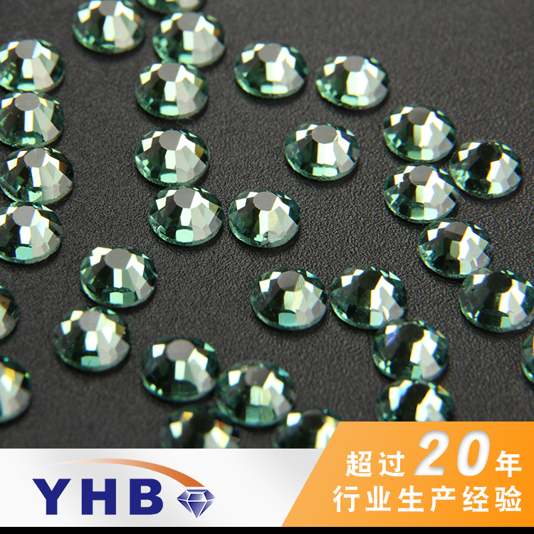 Factory Direct Sales Clothing Accessories Imitation Czech Diamond Emerald Green Rubber Sole Handmade Stick-on Crystals 1440 Bags Decoration a Crystal