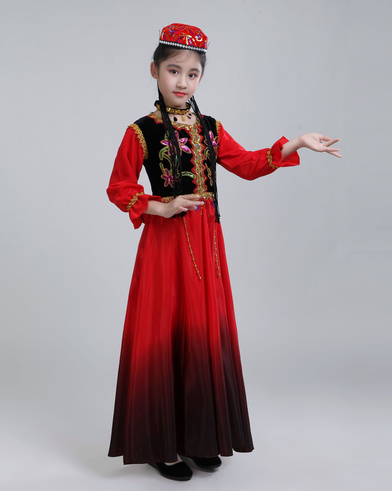 新疆舞儿童舞蹈演出服女童新款民族舞演出服维吾尔族舞台服装少儿