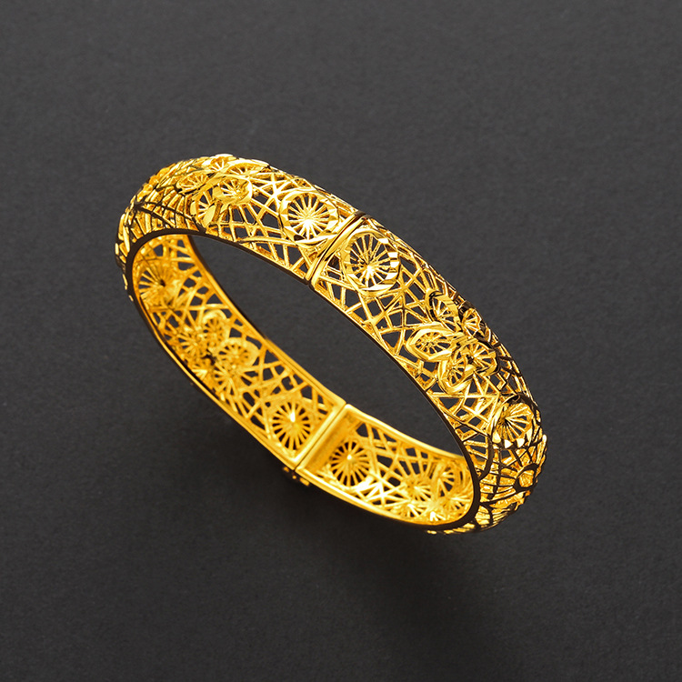 批发精品黄铜镀金24k镂空车花卡扣手镯女 久不掉色越南沙金首饰