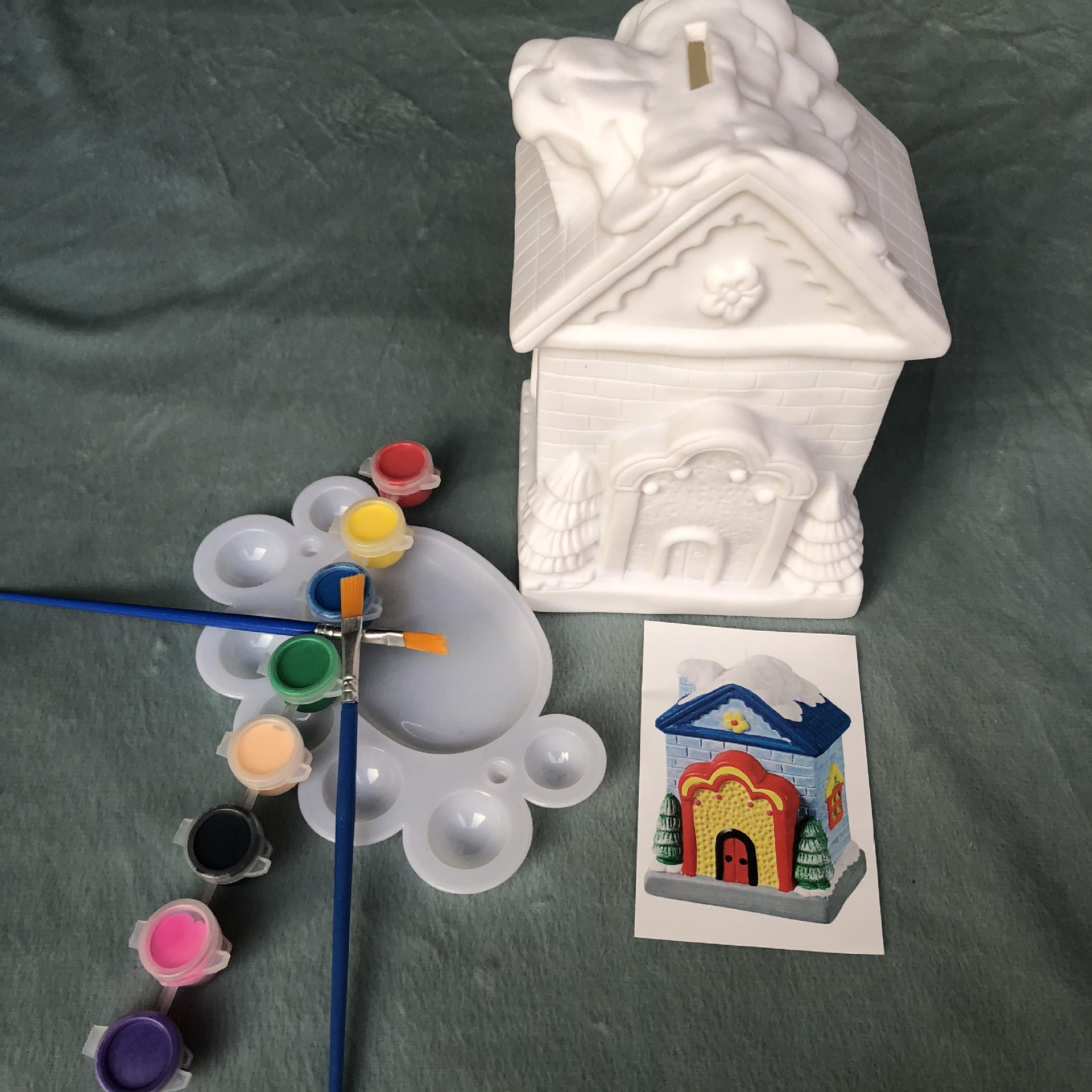 15-18cm不含颜料大卡通房子存钱罐摔不坏石膏娃娃搪胶娃娃彩绘