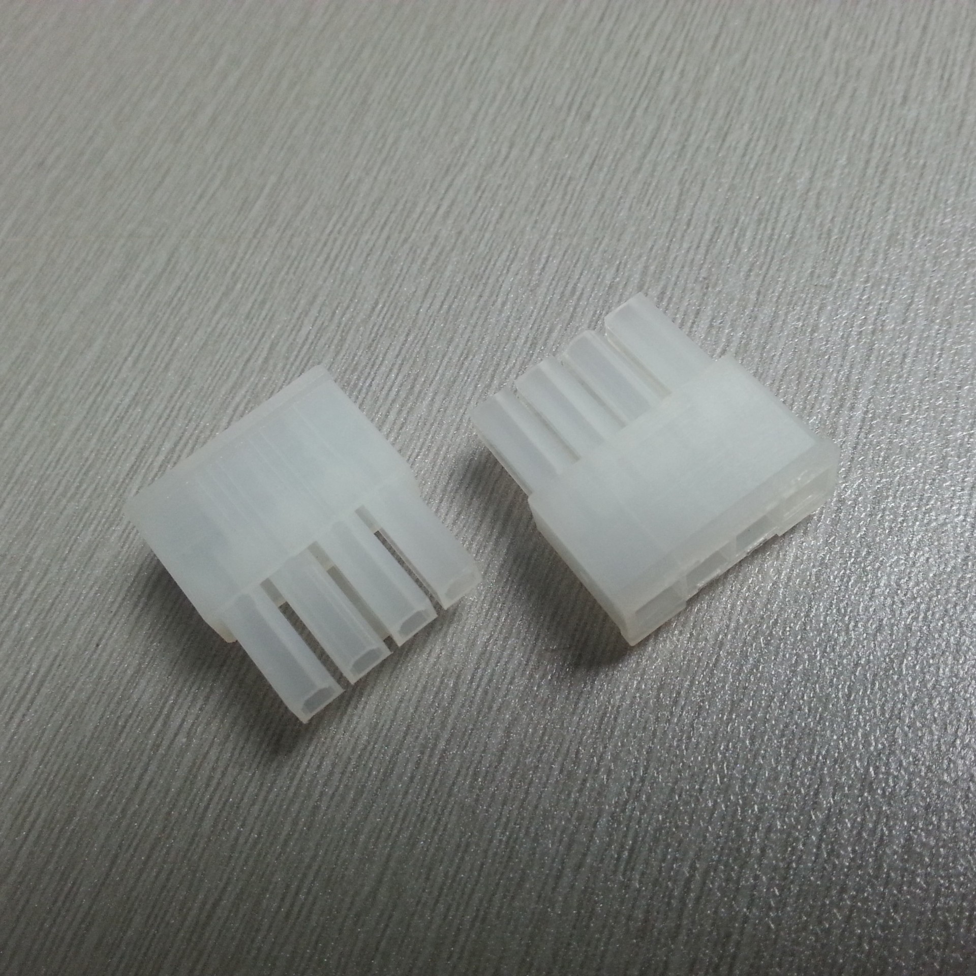 5557连接器单排白色胶壳 公母对接 4pin接线胶壳 配套端子使用