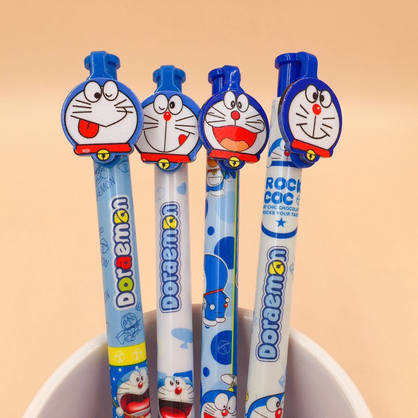 韩版卡通中性笔 叮当猫按动0.5mm黑色中性笔 一盒60支