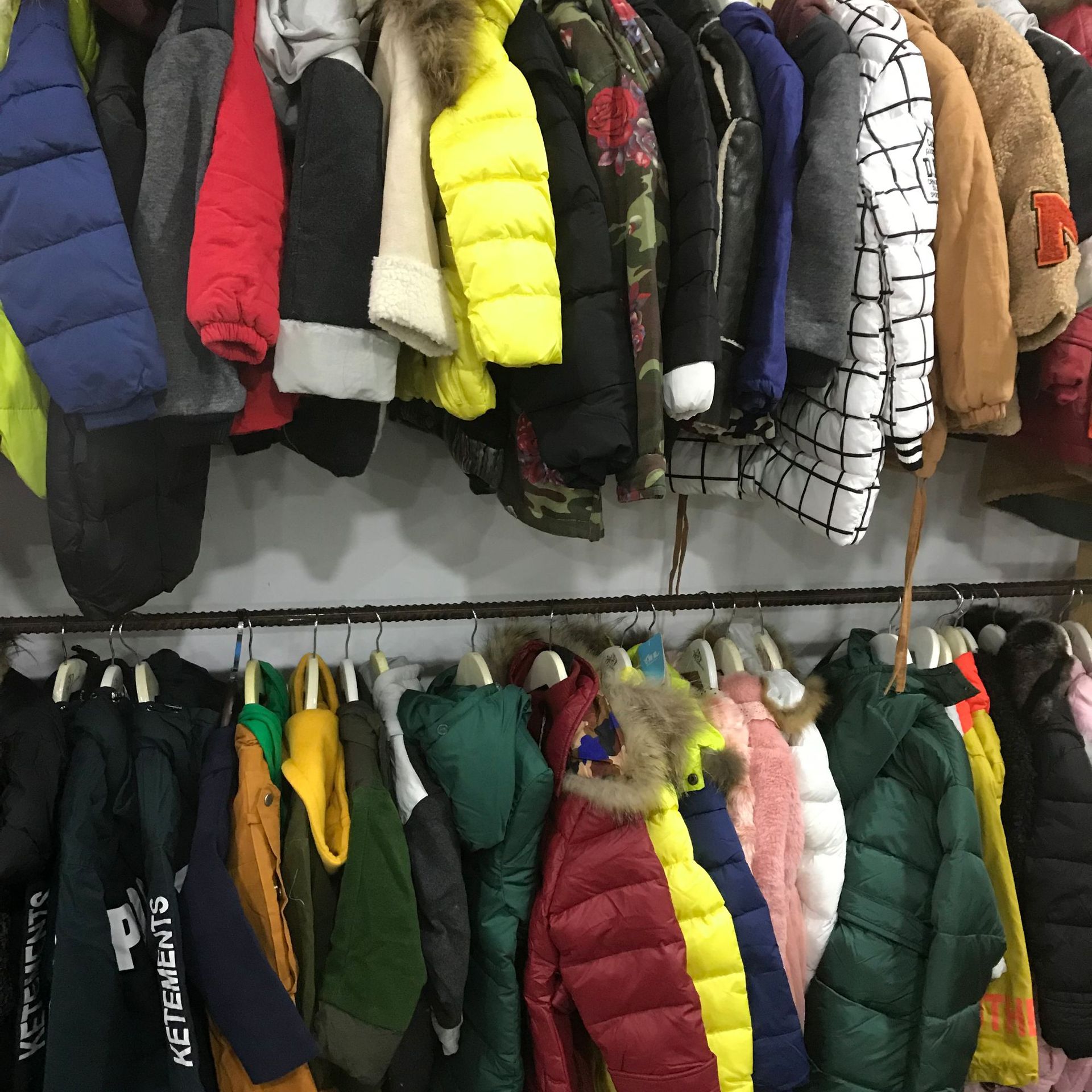 厂家清仓 供应特价童装 适合促销框,地摊,直播等的杂款童装