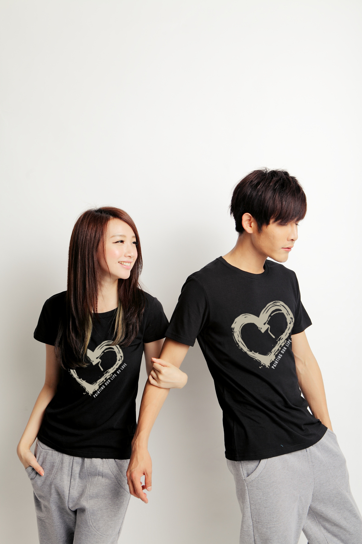 2018夏季款爱心图案印花情侣装短袖男女t恤宽松纯棉学生外贸批发