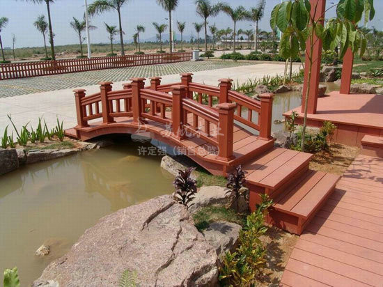 苏航厂家供应防腐木桥平行木桥小型拱形桥景观园艺木制品桥梁
